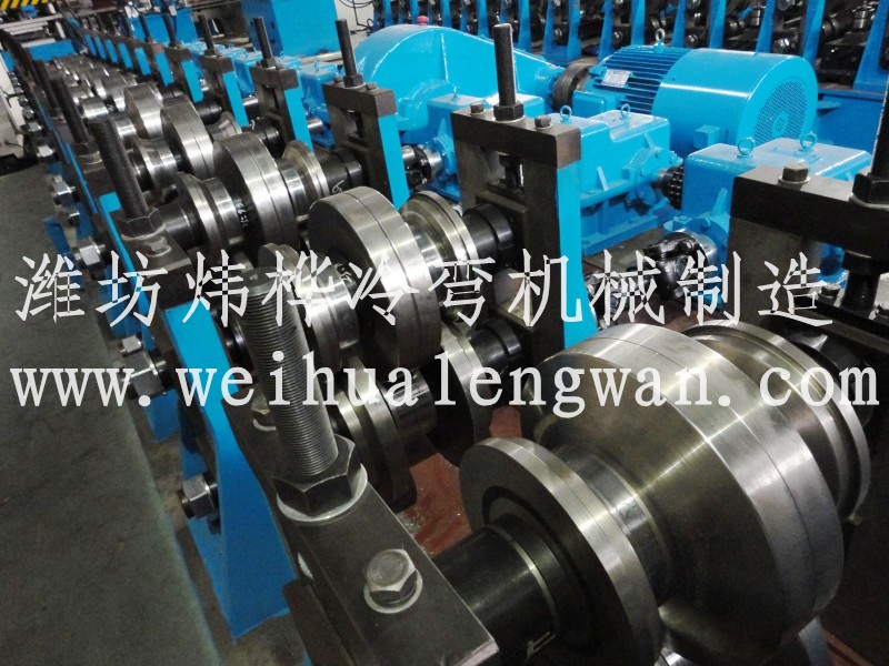 抗震C型槽鋼自動(dòng)生產(chǎn)線