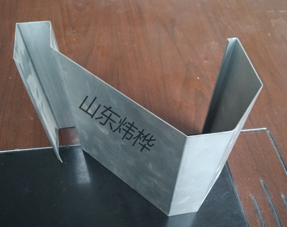 食槽自動(dòng)成型機(jī)