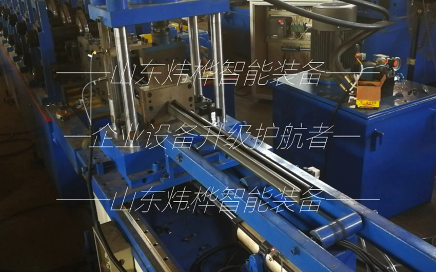 電器柜自動(dòng)生產(chǎn)線(xiàn)設(shè)備