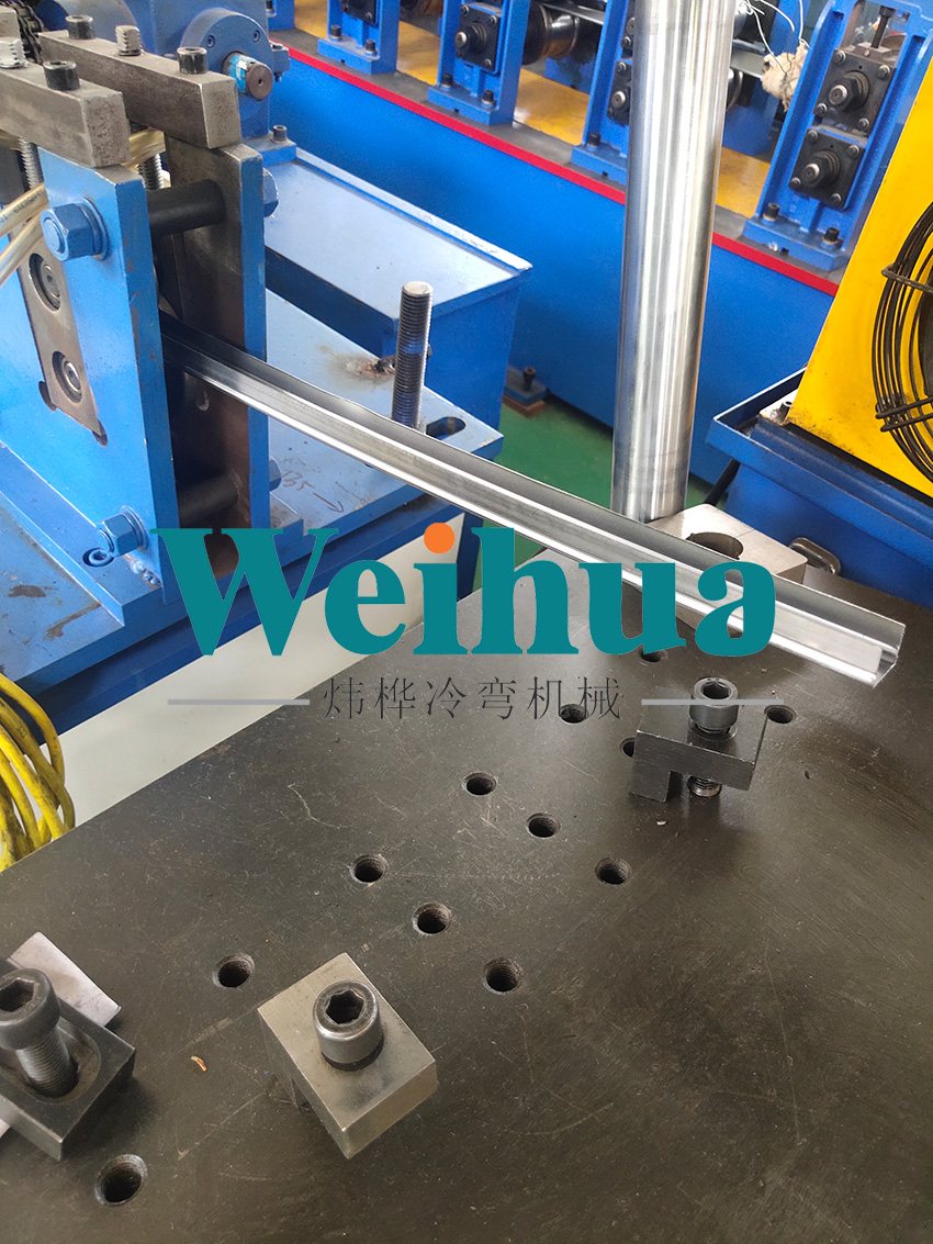 汽車玻璃導軌 汽車玻璃導軌